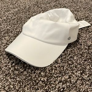 NWT Lululemon Fast and Free Hat